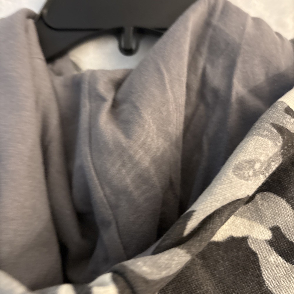 North Face Fleece Hoodie, Youth, Camouflage Print - Picture 11 of 12